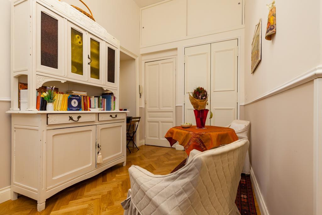 At Lettieri Couette-café Naples