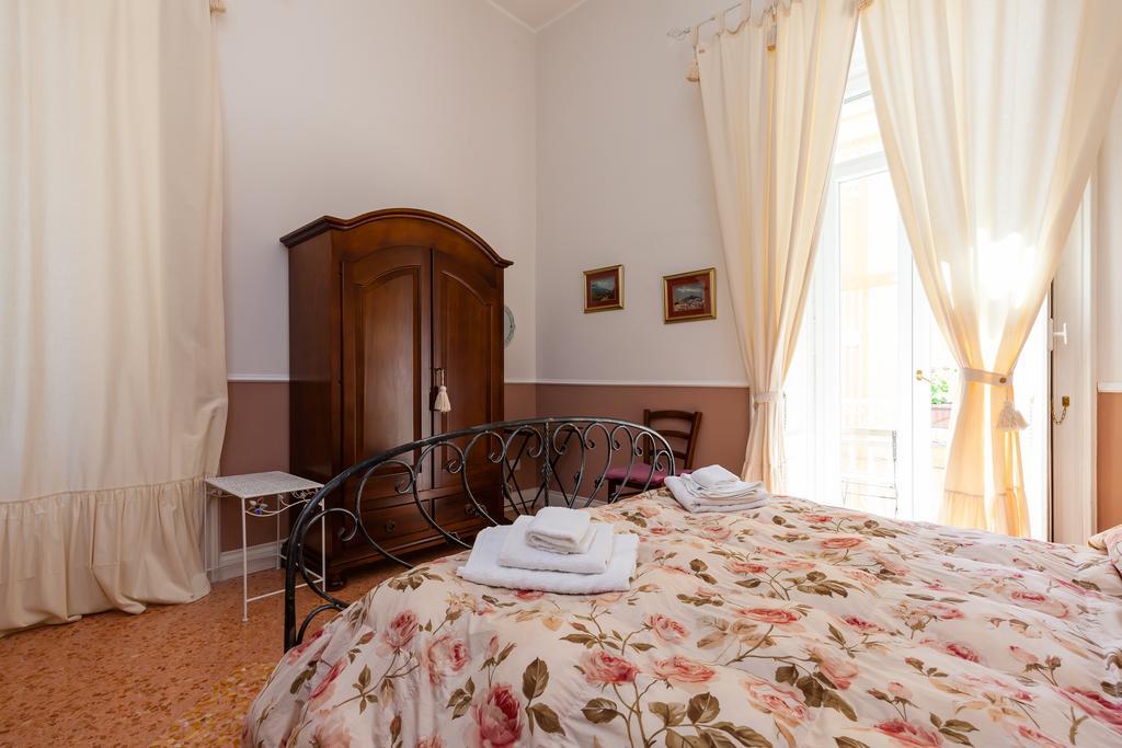 At Lettieri 4*