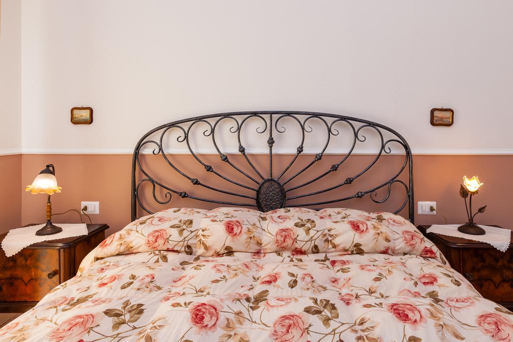 Bed & Breakfast At Lettieri 4*